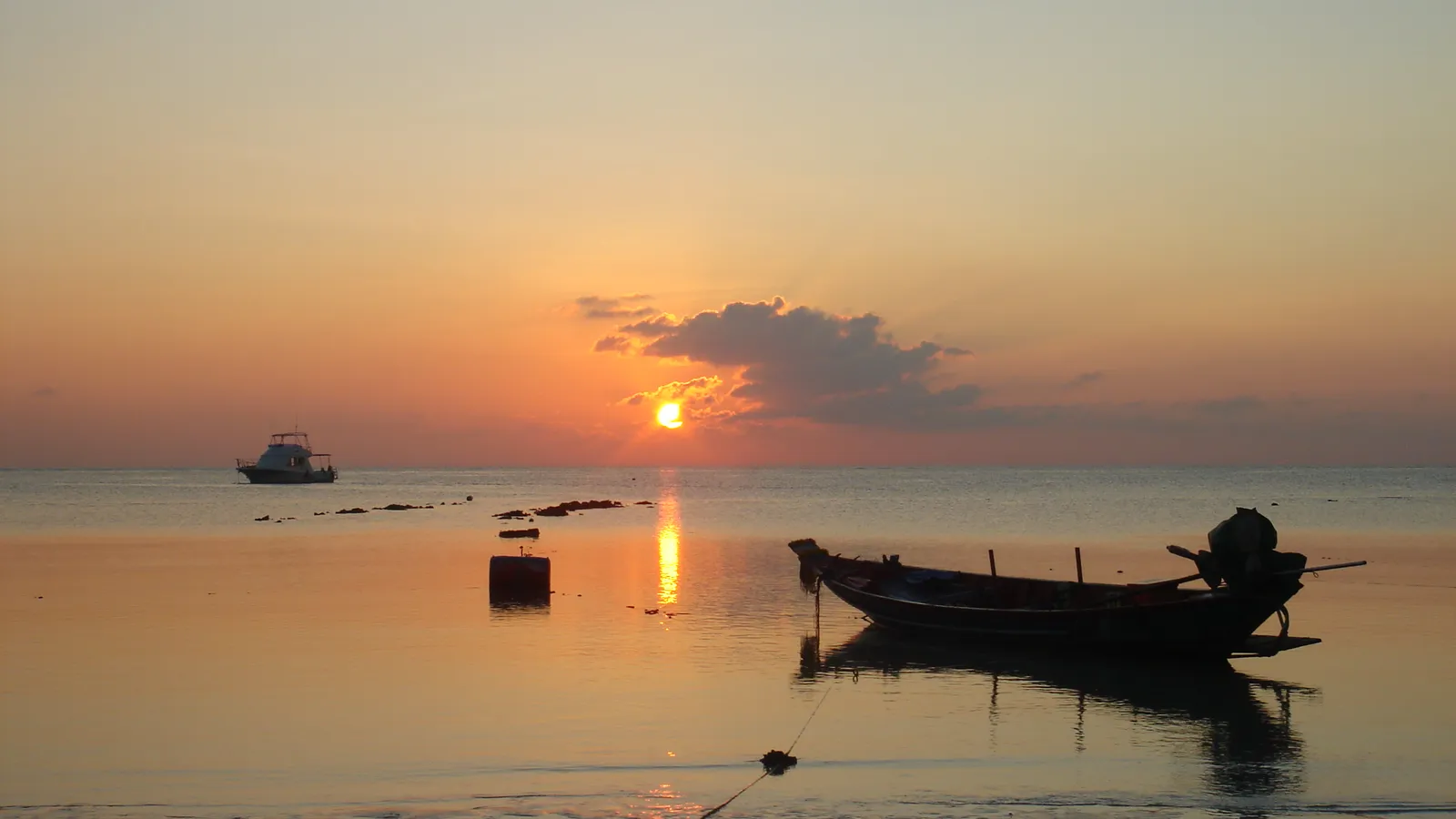 Calm December evening over Koh Tao