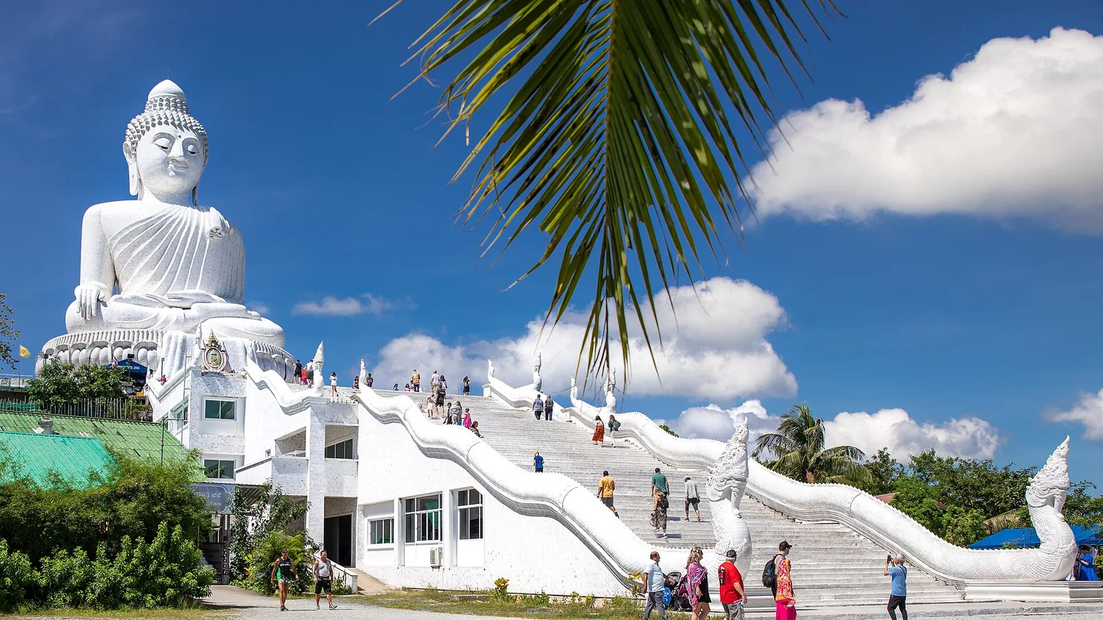 Le Big Buddha au-dessus de Phuket